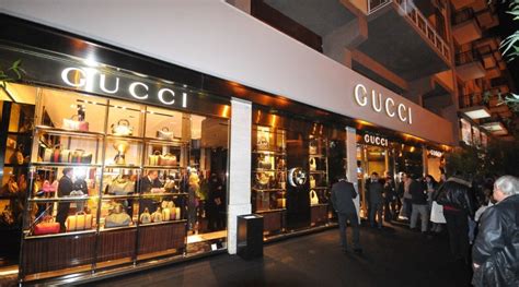 palermo furto gucci|Palermo, furto nello store di Gucci: rubati 100 mila euro tra borse .